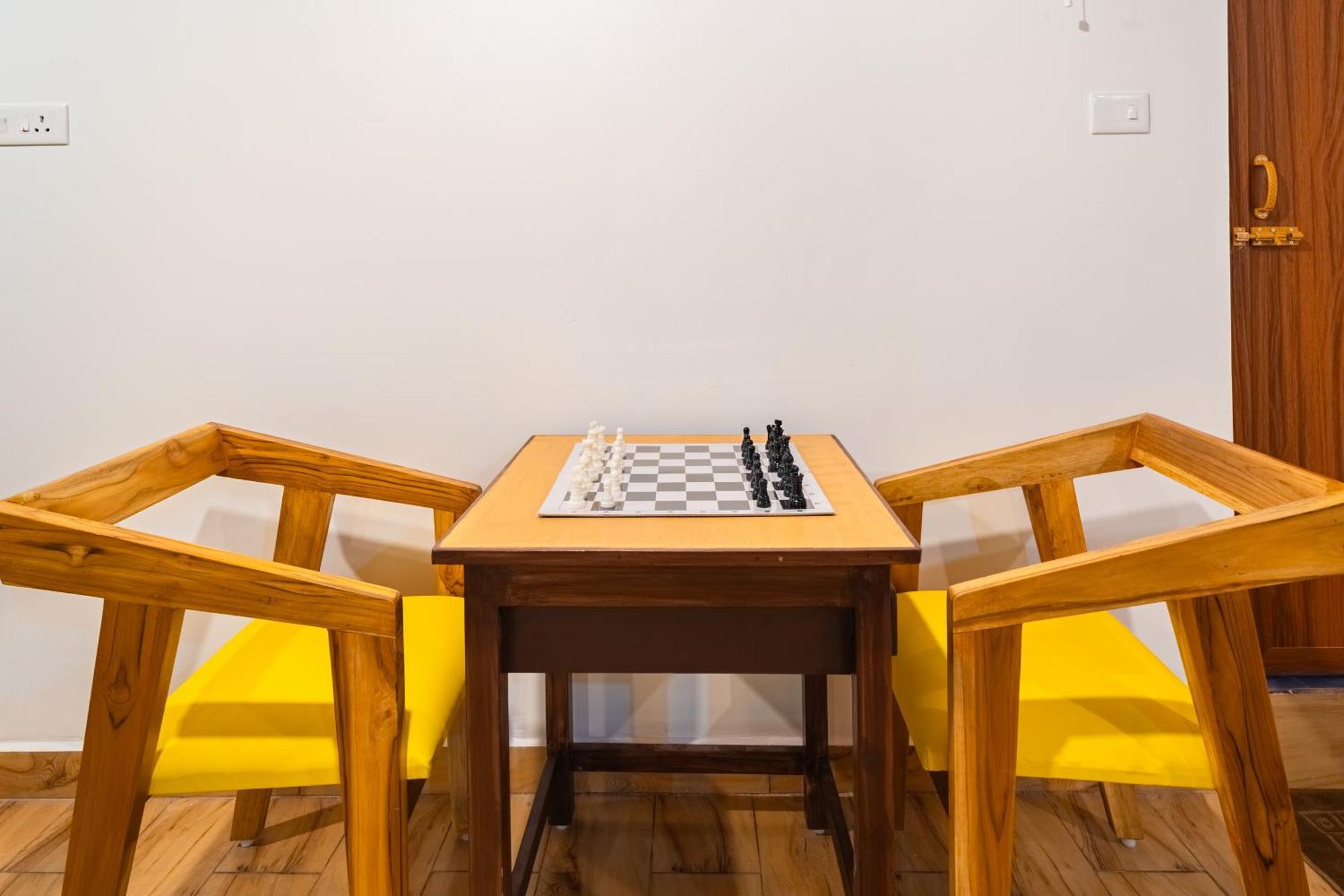 Teak Leaf Gateway Villa With Swimming Pool Indoor Games Kālapettai Kültér fotó