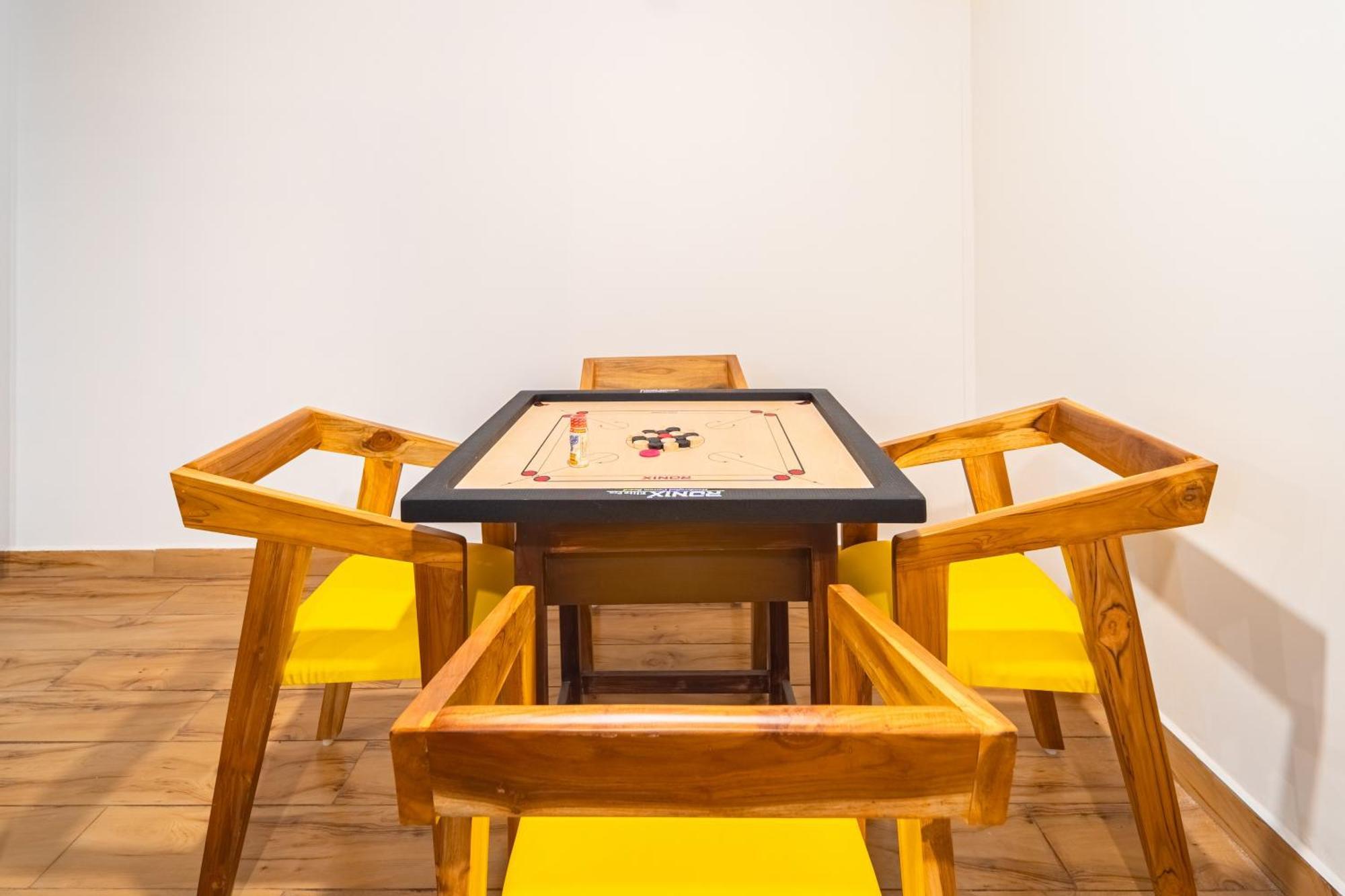Teak Leaf Gateway Villa With Swimming Pool Indoor Games Kālapettai Kültér fotó