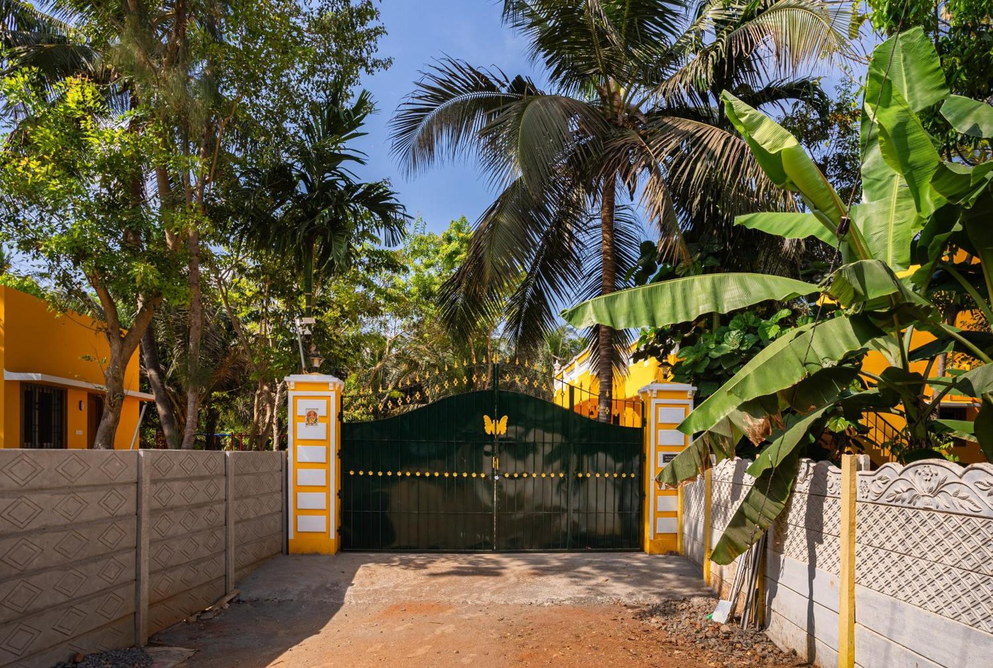Teak Leaf Gateway Villa With Swimming Pool Indoor Games Kālapettai Kültér fotó