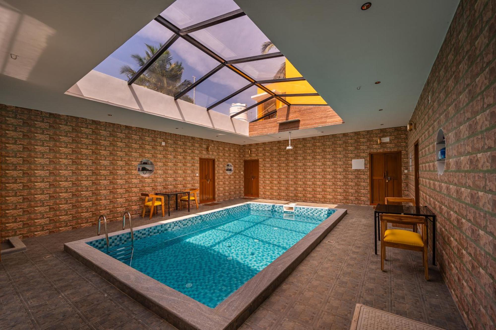 Teak Leaf Gateway Villa With Swimming Pool Indoor Games Kālapettai Kültér fotó
